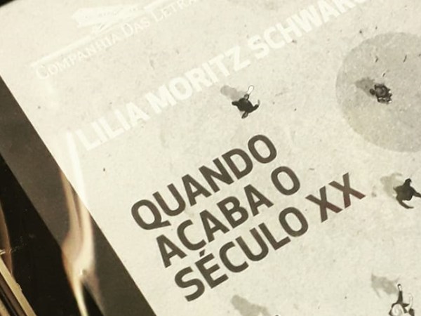 Quando acaba o século&nbsp;XX